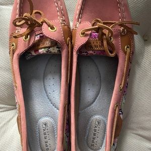 Women’s Sperry Boat Shoes